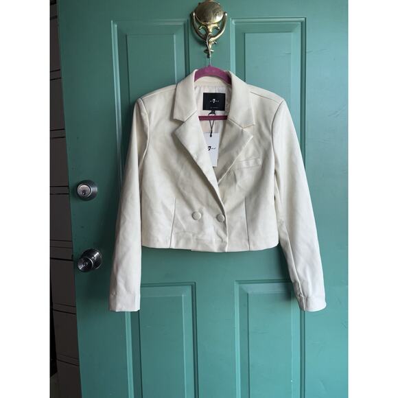 7 For All Mankind Medium Faux Leather Blazer and Short Set in a cream NEW - Picture 3 of 16